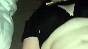 Kitsune má fetiš na cunilingus a drsný sex, který je naplněn v HD videu
