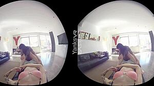 HD VR video dvoch amatérskych babek, ktoré si navzájom dráždia prsty a končia