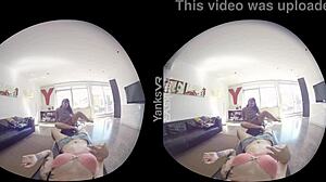 Vidéo HD VR de deux amateurs se masturbant et jouissant