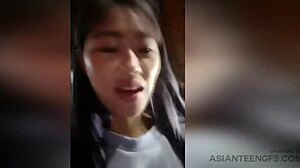 زوجان هاويان صينيان يستمتعان بالجنس في الهواء الطلق في فيديو عالي الدقة