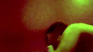 Азиатските майки сензуален масаж се превръщат в гореща среща със скрита камера