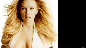 Fräsande kändisbilder av Scarlett Johansson med stora bröst och hårig fitta